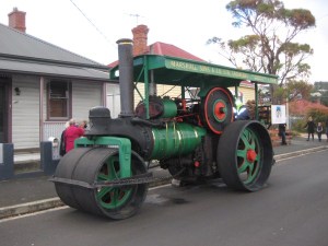 Steamroller in Hill Street